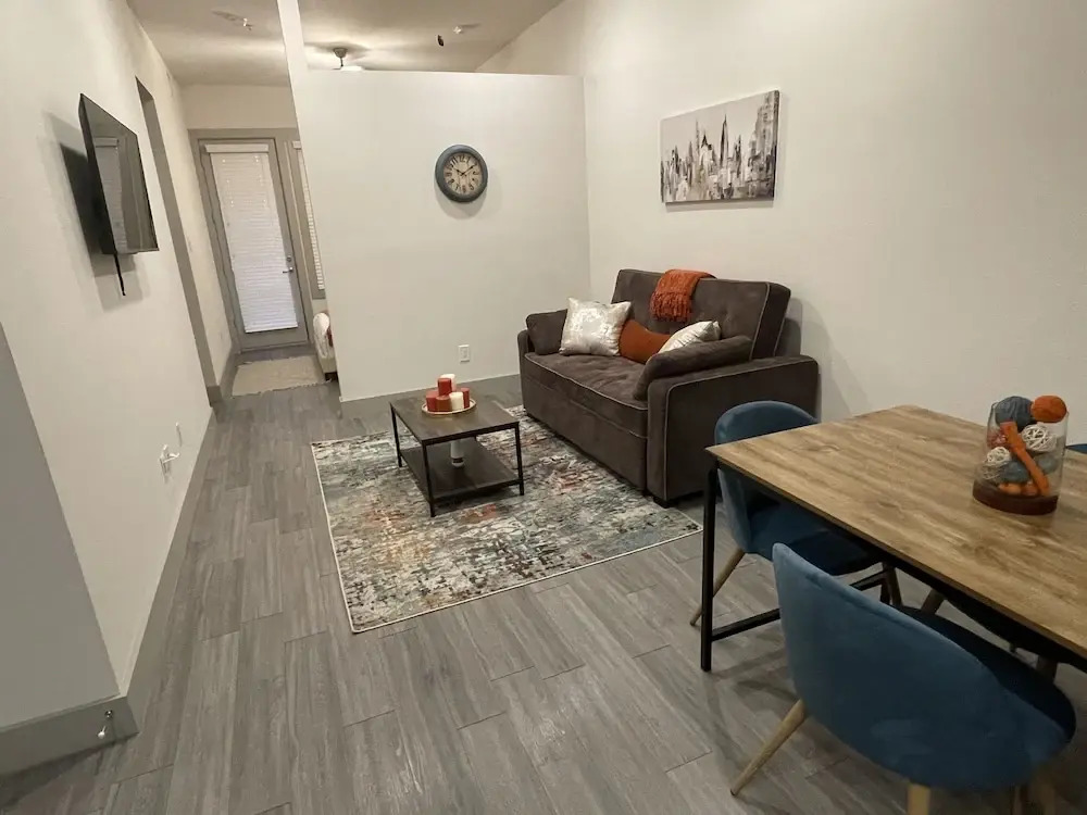 Midtown Loft