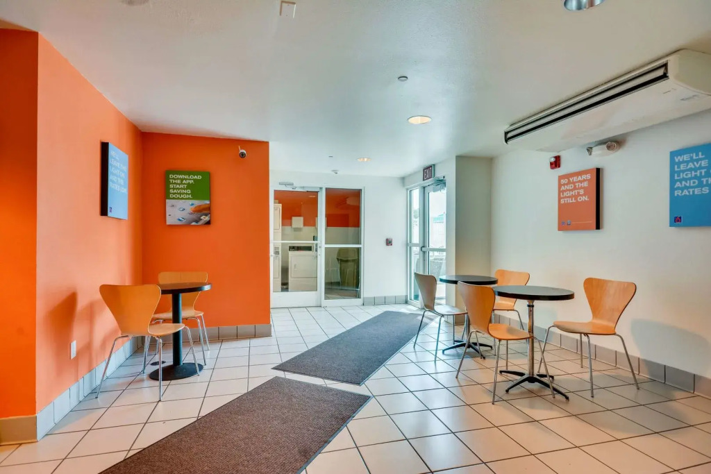 Motel 6-Biloxi, MS - Beach
