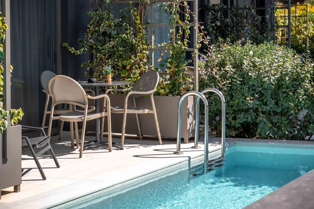 Serenity Suites