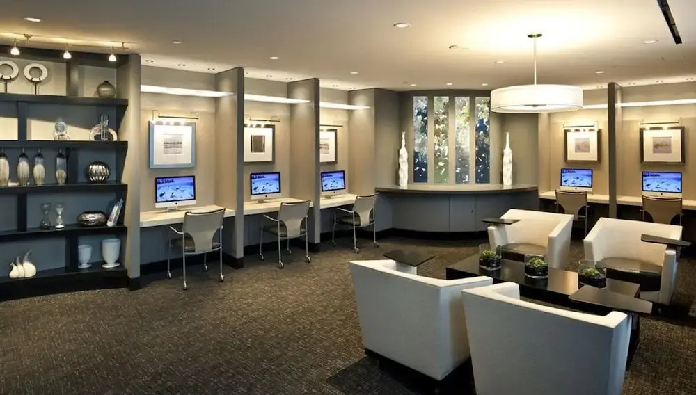 Luxury Apartments at Pentagon City center
