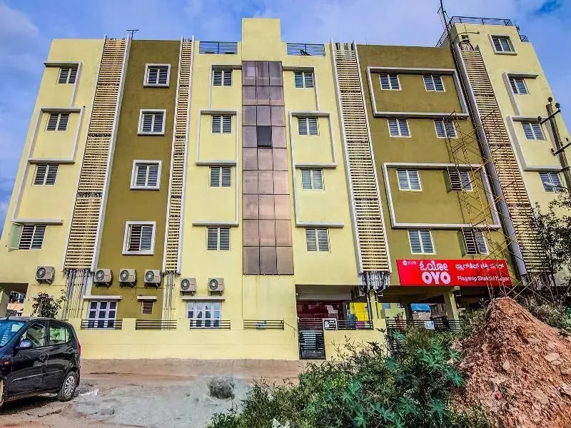 OYO 69232 Sr Ankura Residency