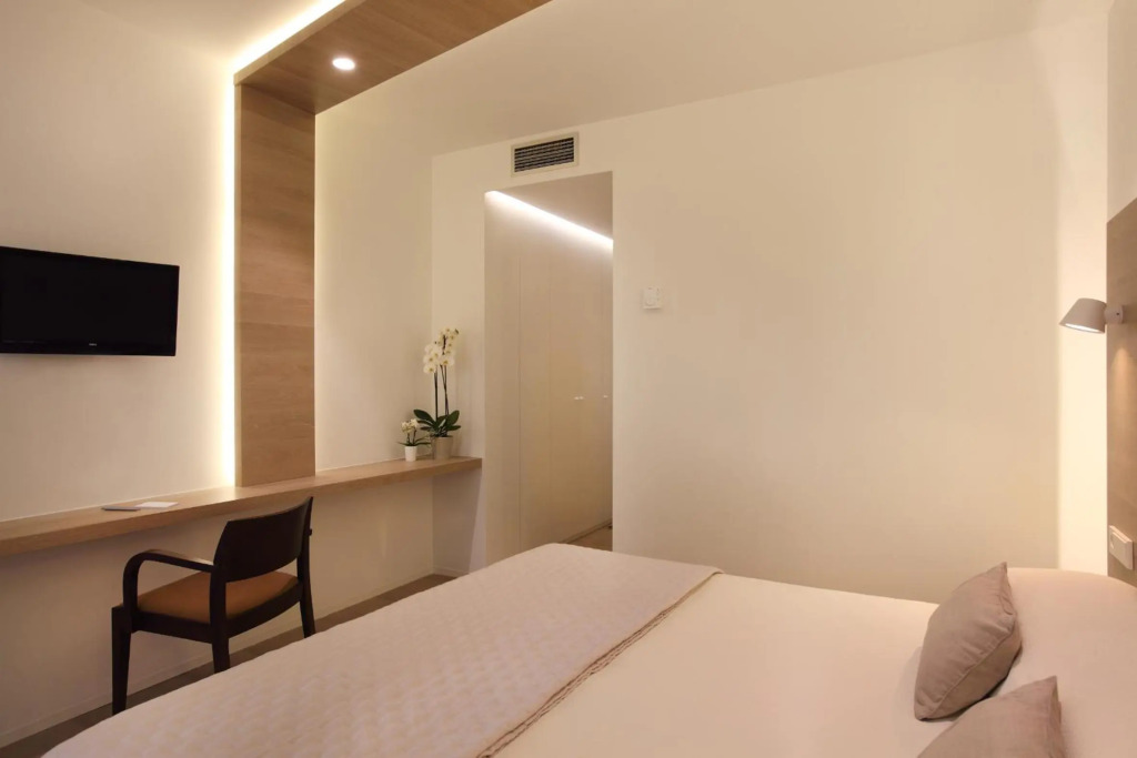 Hotel Carlos l
