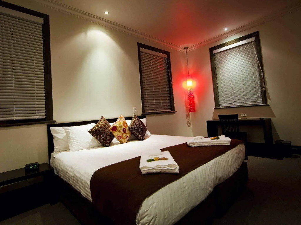 The Burwood Inn