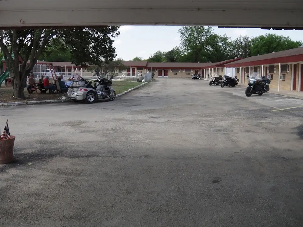The Hills Motel