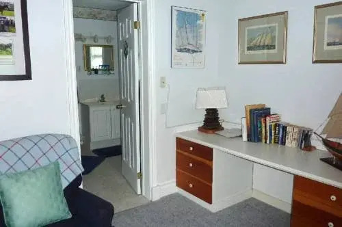 Before the Mast B&B