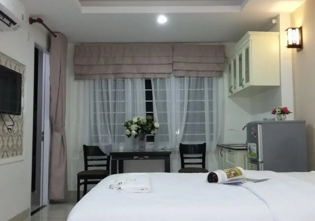 Mi Lan 2 Oriental Hotel