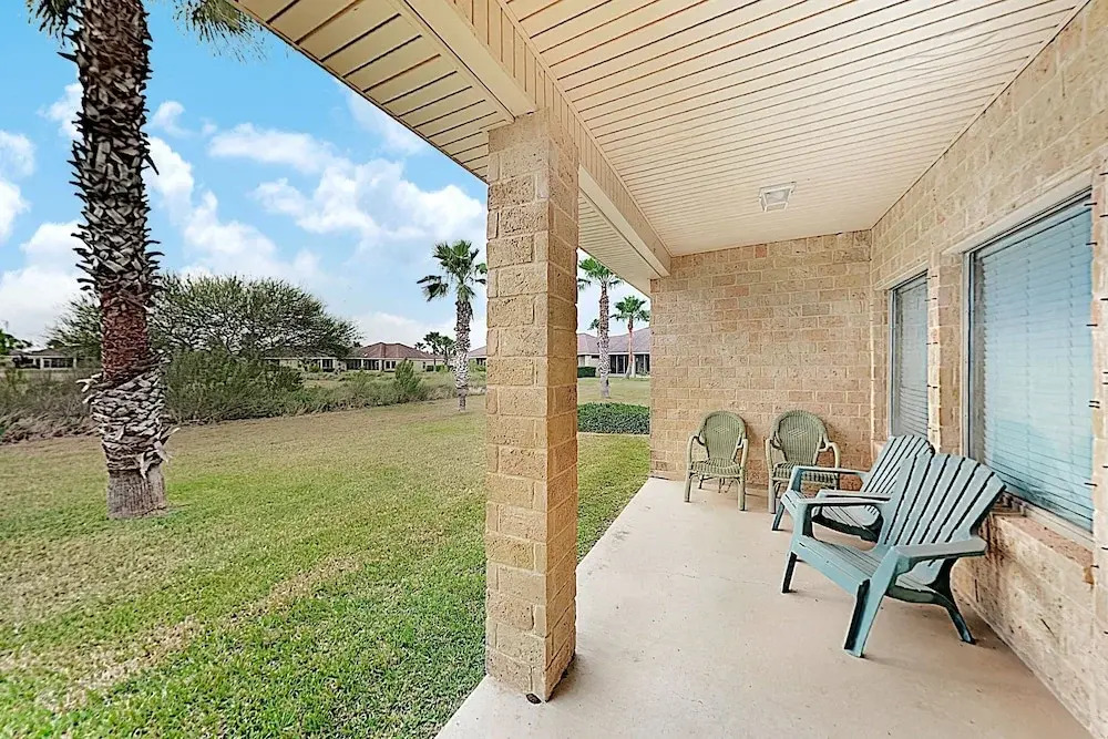 Lovely Laguna Vista Getaway W/ Pools & Tennis 2 Bedroom Home