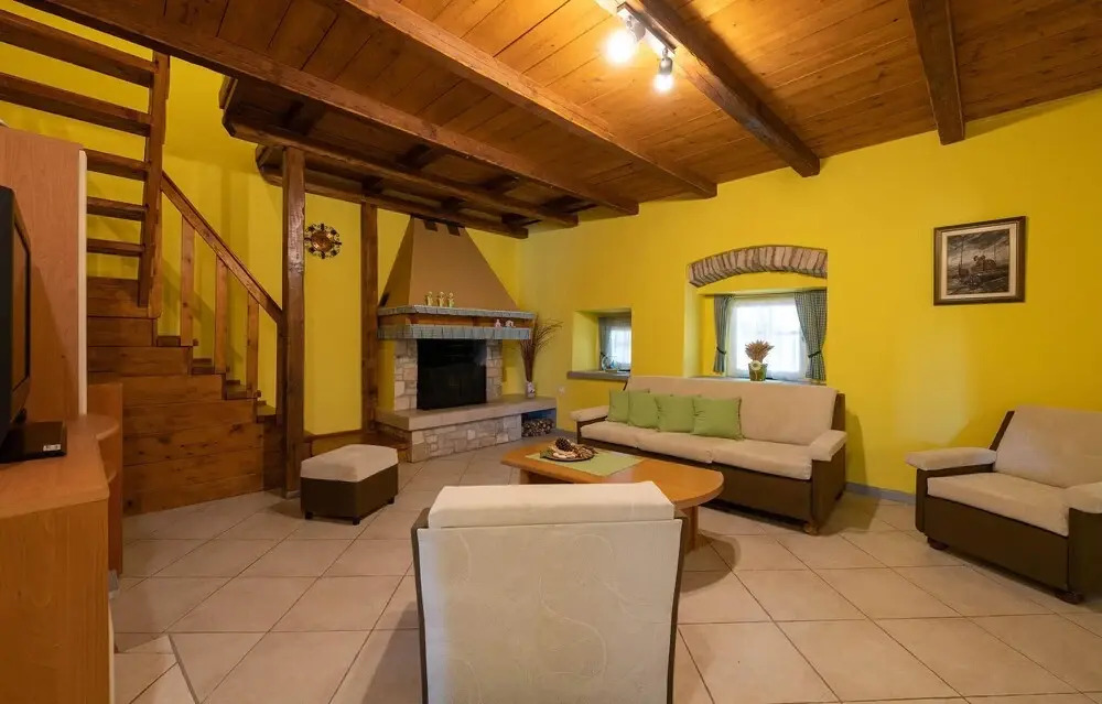 Two-Bedroom Holiday Home Sarici With An Outdoor Swimming Pool 08