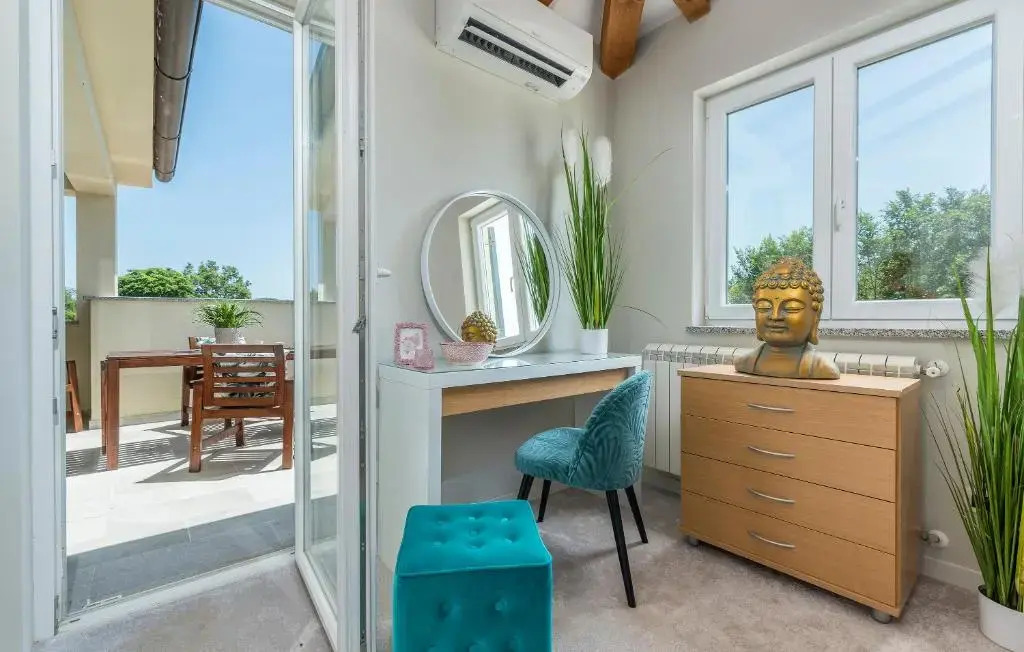 BIG Promotion, Villa Serenitas