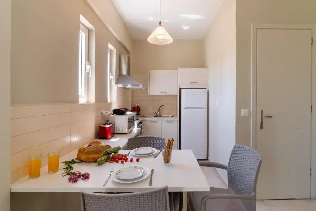 Cosmos Apartment 2