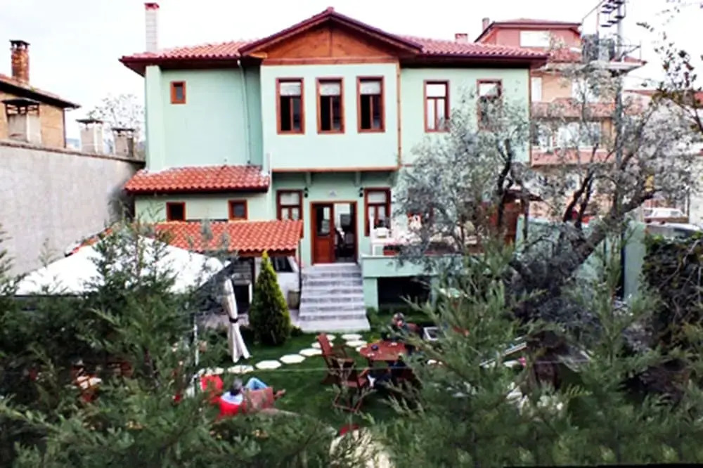 Cinili Konak iznik
