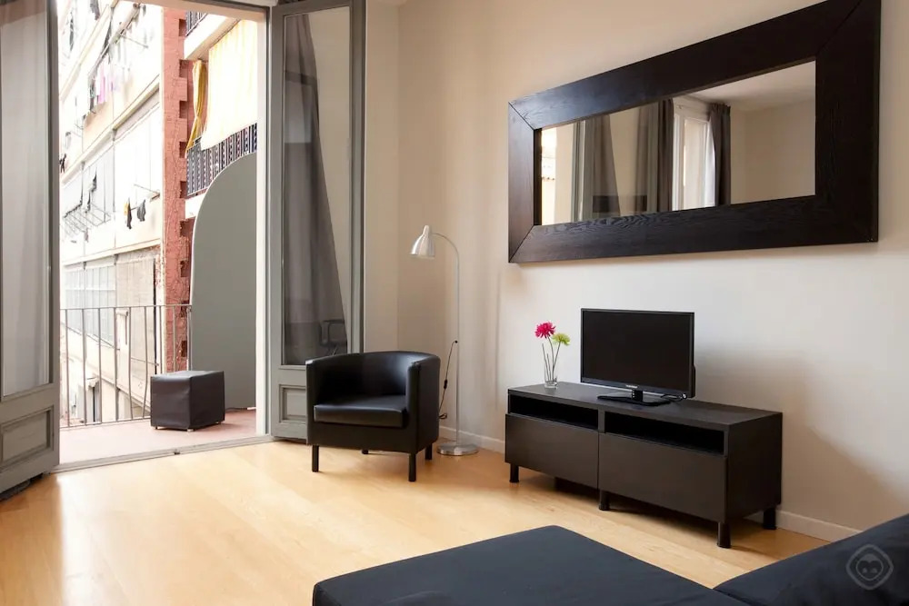 Modern Center Apartments