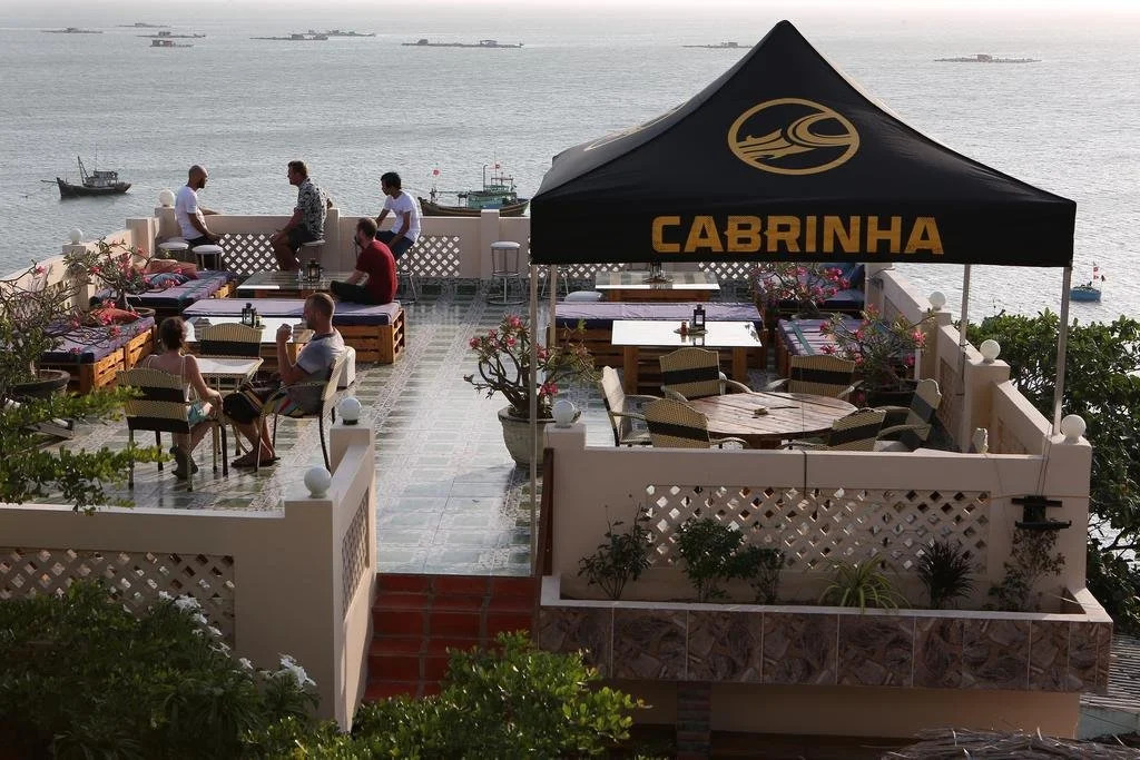 Source Kiteboarding & Lodge