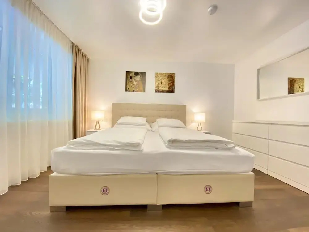 Vienna International Living