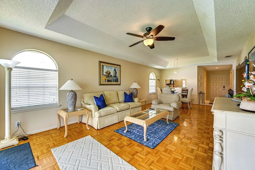 Snowbirds Welcome! Naples Resort Condo Near Golf