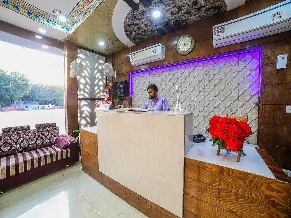 Hotel The Rajfort By OYO Rooms