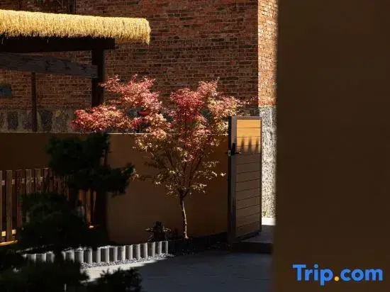 Xueyu Qieman Homestay (Baisha Ancient Town Branch)