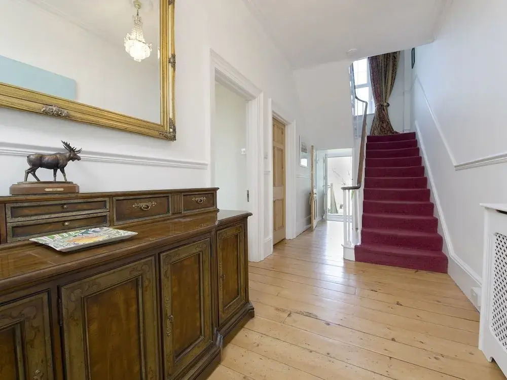 31 Salterton Road