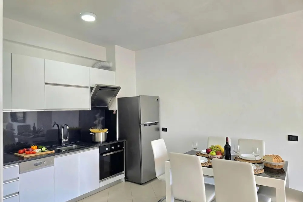 Brisa Del Mar Beachfront Apartment 116