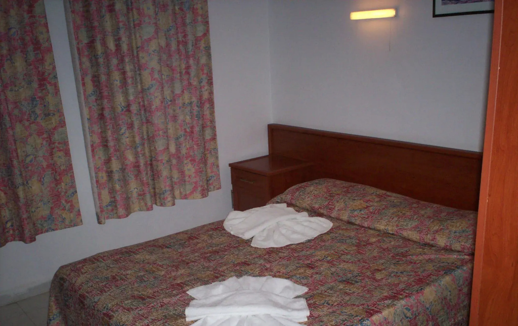The S Apart & Suites Hotel