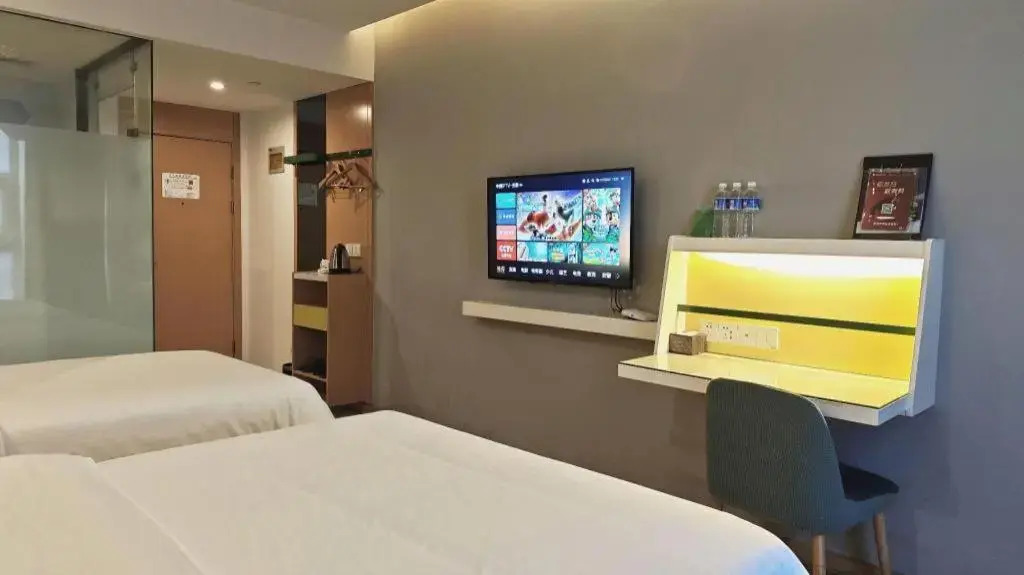 Vatica Hefei Feidong County Yuzhou Central Square Hotel