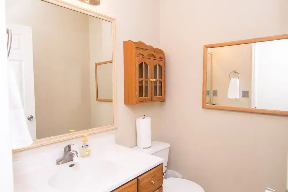 Charming Ogden Town Home, 25 Min To Snowbasin Ski Resort 3 Bedroom Duplex by Redawning