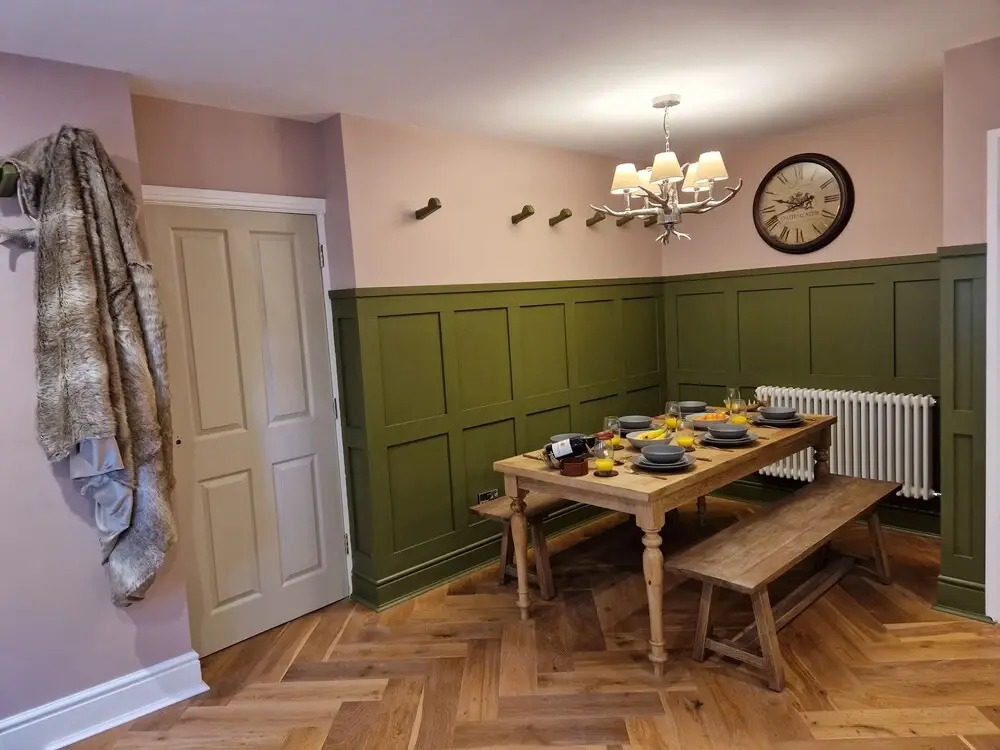 8 Coach House