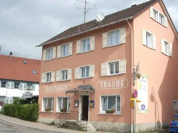 Gasthaus Traube, Ludwigshafen, Bodensee, Seenah gelegen