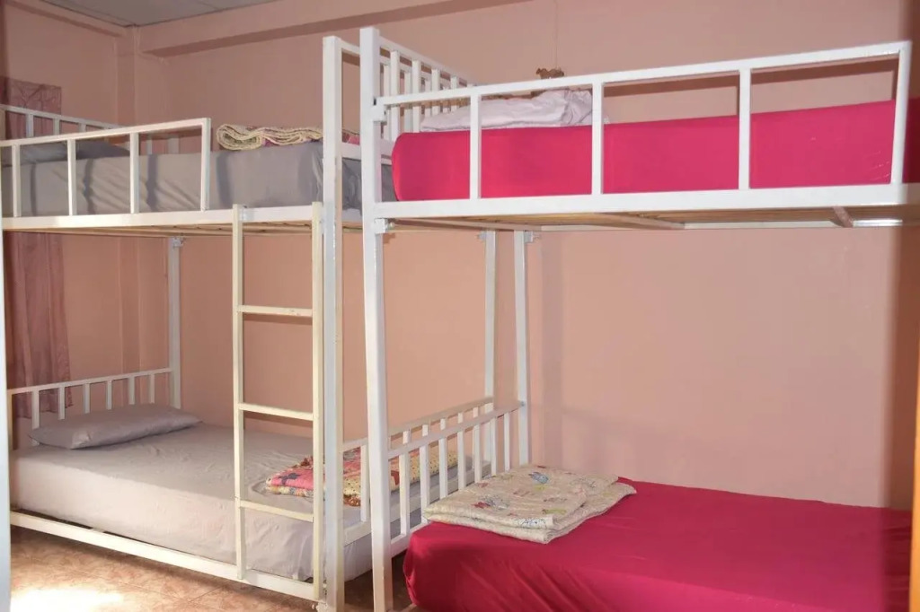 Empo Hostel at 30 Onnut