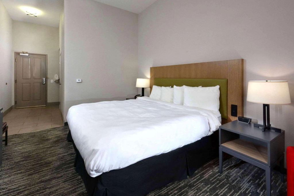 Country Inn & Suites by Radisson, Asheville West near Biltmore