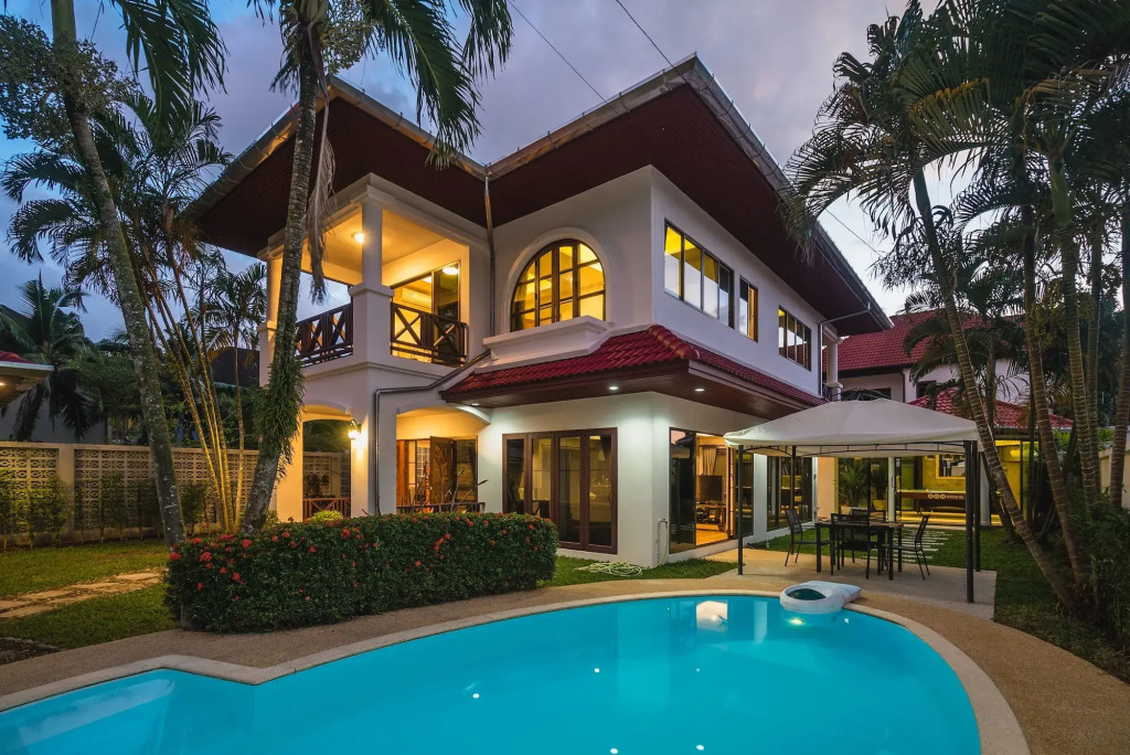 Havana House by Lofty Villas
