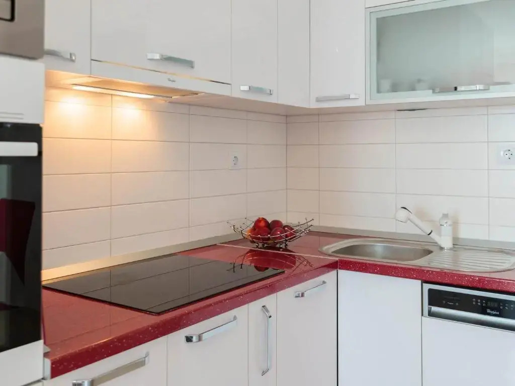 Apartment Lana ST