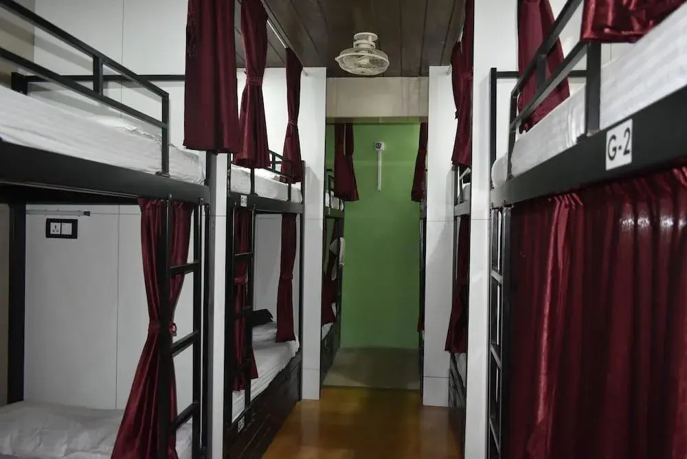 Town Hostel Mumbai - AC Dormitory