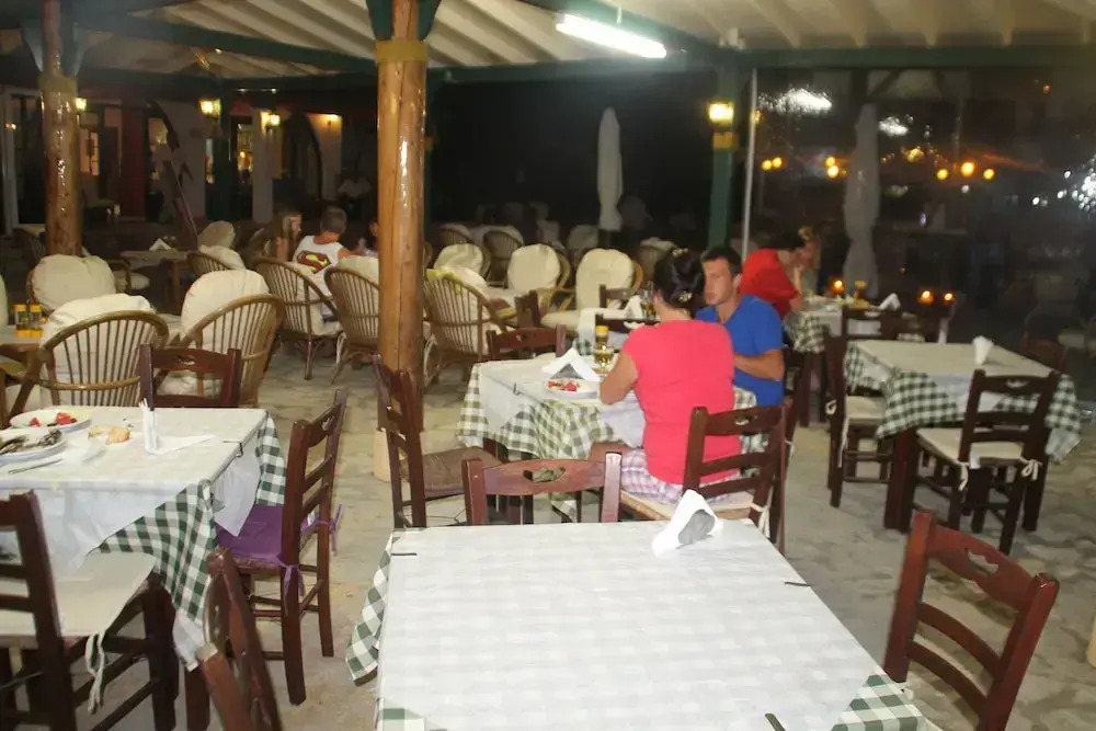 Panela Beach Hotel