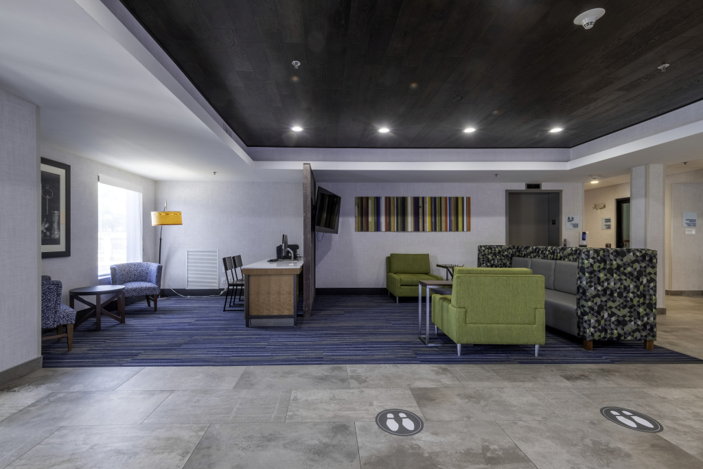 Holiday Inn Express Hotel & Suites Petersburg/Dinwiddie by IHG
