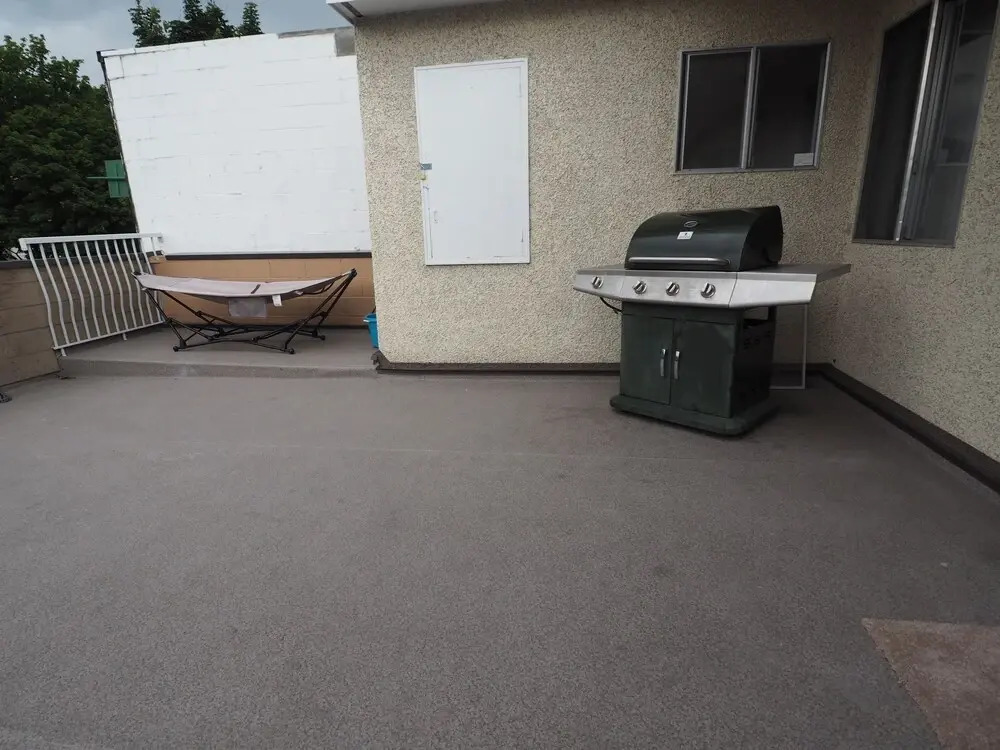 Sunrise Rooftop Condo 3 Bedrooms 1 Bathroom Condo