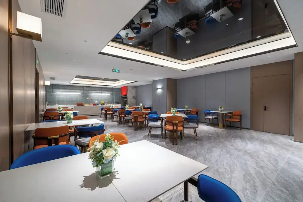 Yizhi Hotel - Guangzhou Shamian Island Huangsha Metro Station