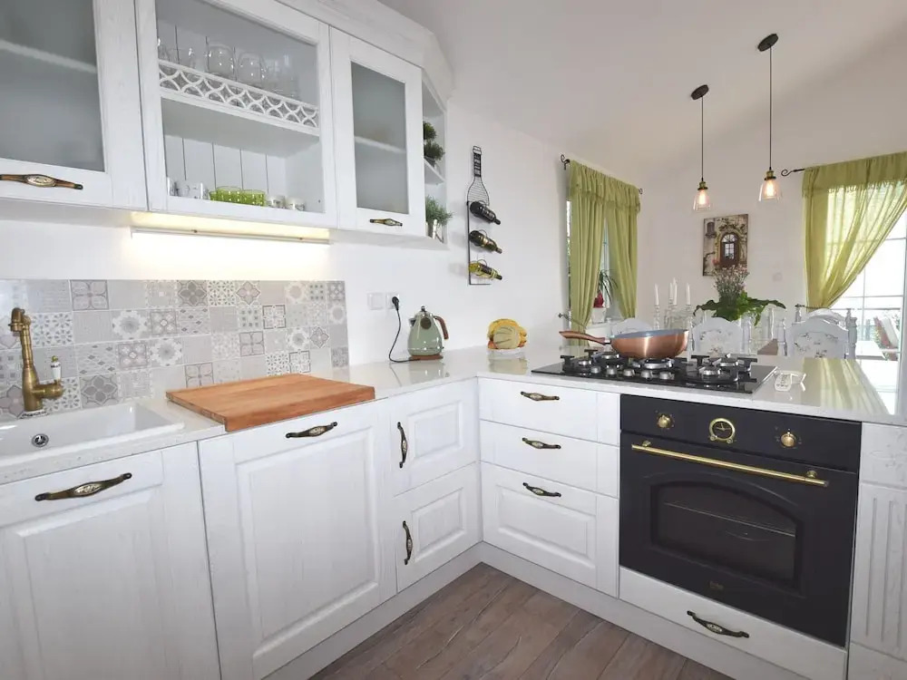 Beautiful Villa Near Opatija, 800m From the sea With Private Pool and Grill Area