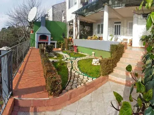 Apartments Rock Palace