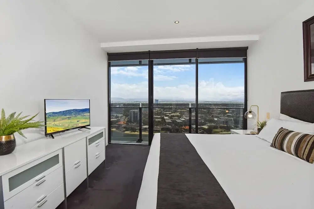 Circle on Cavil Holidays Gold Coast