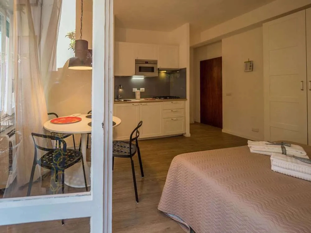 Il Giardino di Ada Ground Floor Studio with AC and Patio