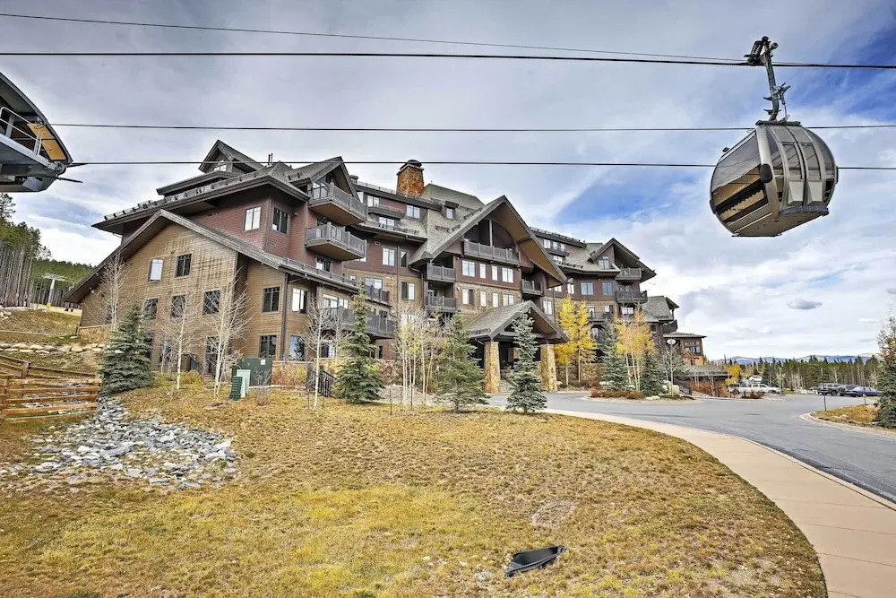Ski-in/ski-out Breckenridge Resort Condo at Peak 7