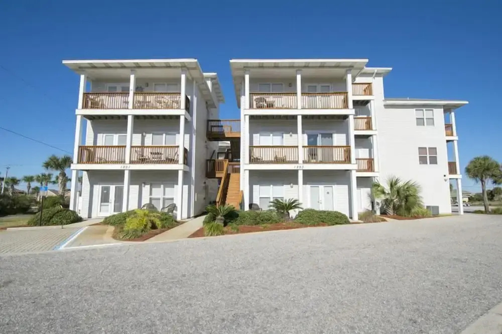 Sunset Cottages #4C