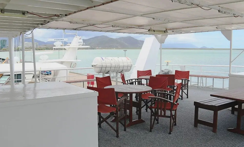 Boatel Cairns