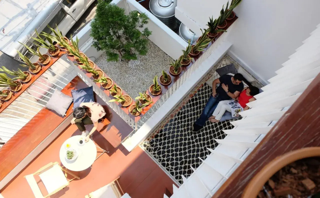 Haus Sathorn 21 Bed and Breakfast
