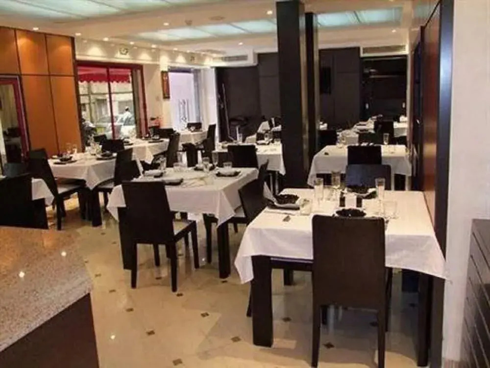 Hotel Ikram