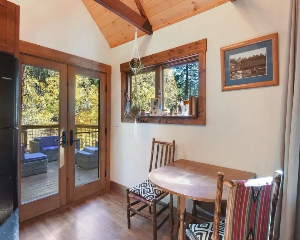 Lewis Lair Cabin 1 Bedroom Cabin by Redawning