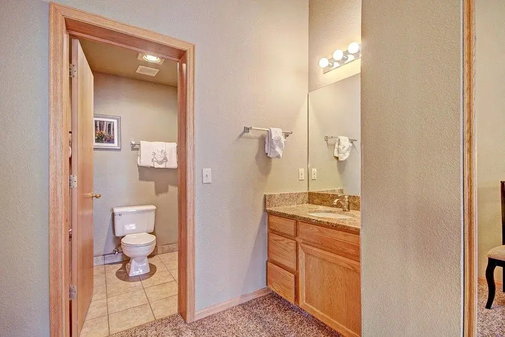 River Mtn Lodge W322