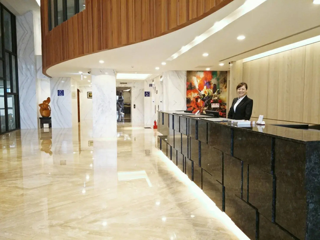 Full Kind Hotel