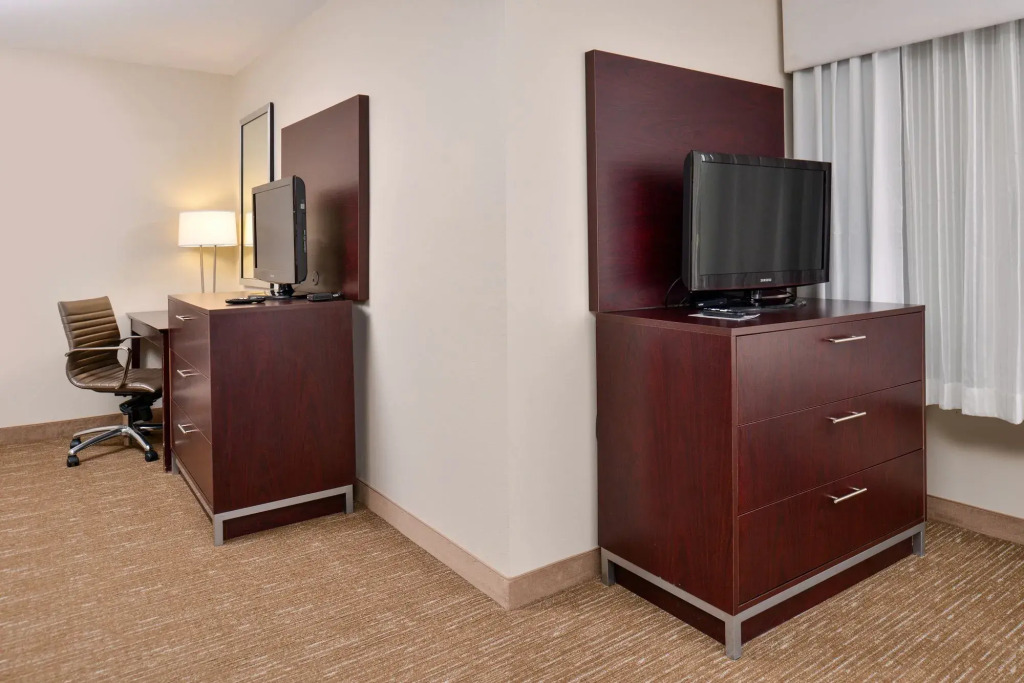 Holiday Inn Express Hotel & Suites Lafayette by IHG